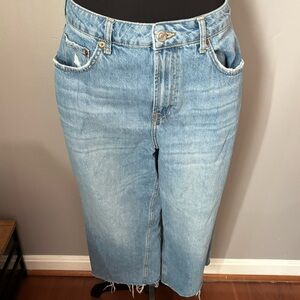 TOPSHOP MOTO PETITE Light Blue Cropped Jeans Size 32